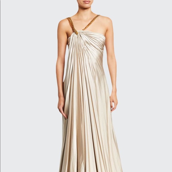OSCAR DELA RENTA GOWN. 50% OFF. - Picture 2 of 6